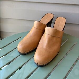 Calvin Klein Tan Leather Clog Mules